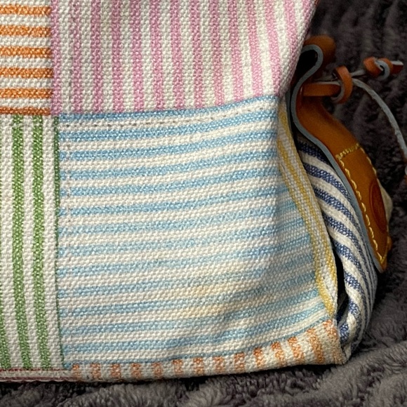 Dooney and Bourke - Picture 5 of 8